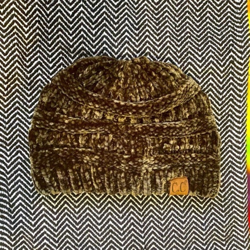 C.C Gorgeous Soft Olive Beanie Green Brown Skullcap Cable Knit
